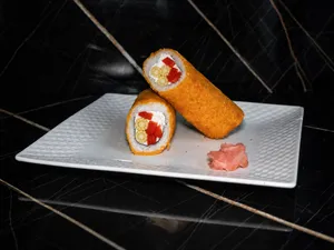 Handroll vegetariano, choclillo, queso