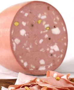 Mortadella Italiana con pistachos
