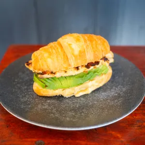 Ave palta grillado.