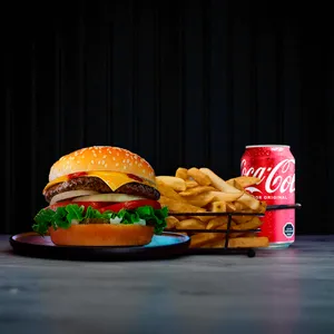 Promo 14:HAMBURGUESA A ELECCIOM +PAPAS+BEBIDA  MINI