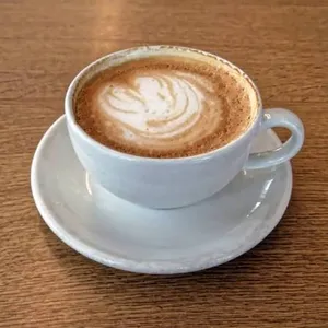 CAFÉ LATTE
