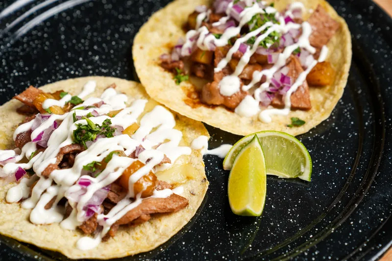 Tacos al pastor 2 unidades Tacos al pastor 2 unidades