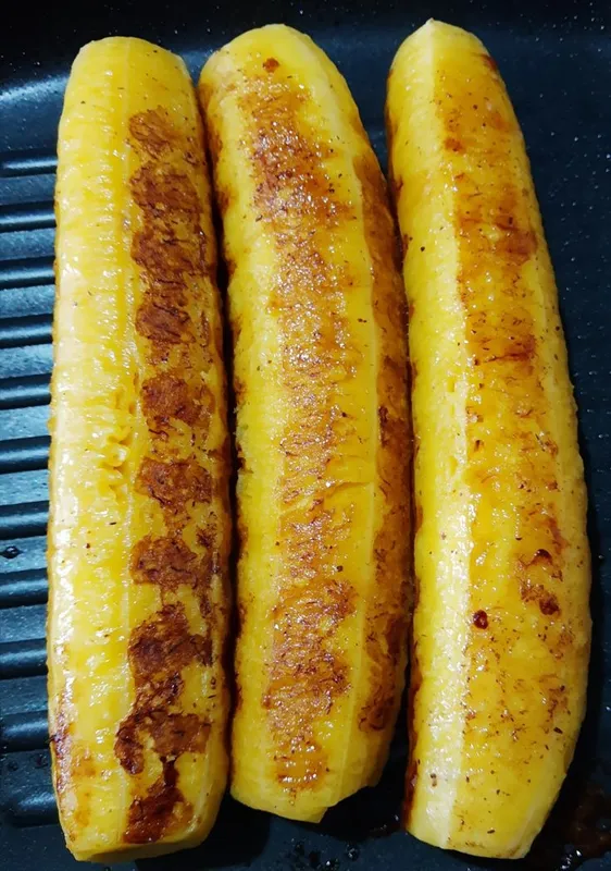 Porción de plátano frito