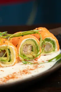 Tiradito Roll