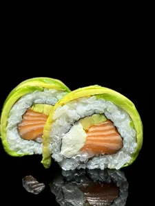 Avocado Cheese Roll