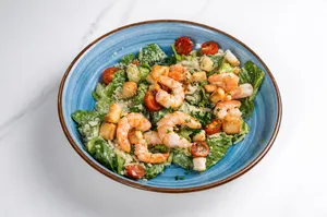 salade césar aux crevettes