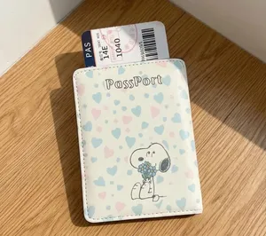 PORTA PASAPORTE SNOOPY CORAZONES