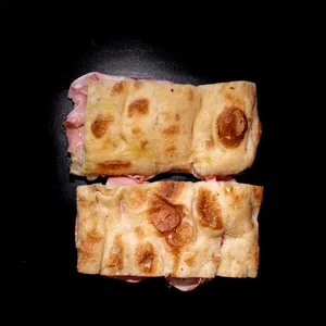 Pizza Mediana Romana 'La Mortazza' al Taglio  (4 Trozos de 20X10 cm aprox)