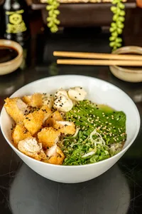 Gohan pollo