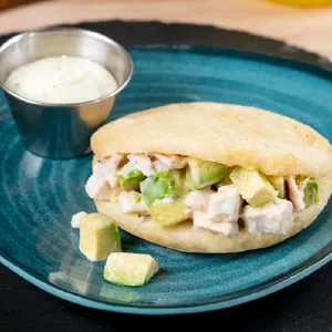 AREPA REINA PEPIADA