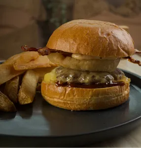 HAMBURGUESA DEL CHEF «Recomendación del Chef»