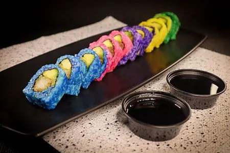 Sushi arco iris 12 piezas