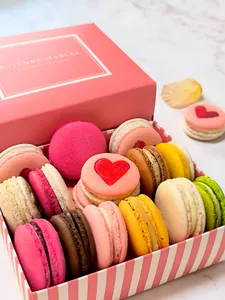Caja de 15 macarons Chéri