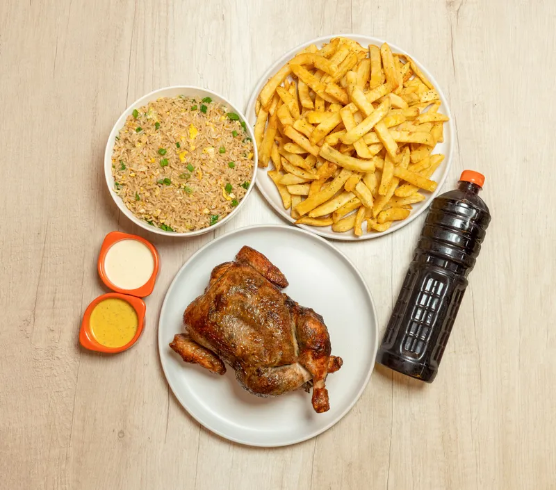 1 Pollo a la Leña Mostrito + Bebida 1Lt 1 Pollo a la Leña Mostrito + Bebida 1Lt