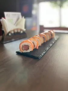 S4 ebi maguro roll