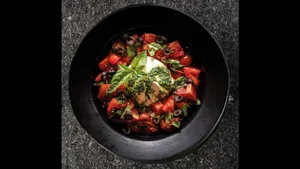 Burrata con Mezcla de Jitomates