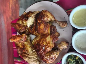 Pollo Entero Solo
