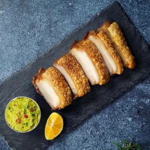 PANZADA CROCANTE CON GUACAMOLE