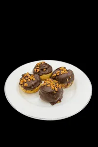 Profiteroles con avellana