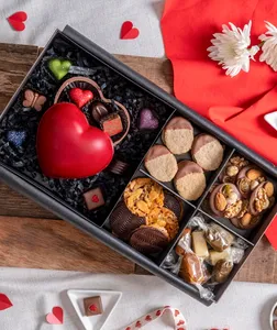 NUEVO Enamorados con Corazón rojo