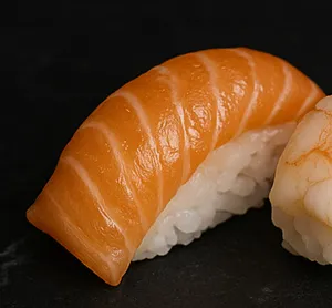 Sake / Salmón Trufado