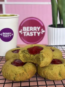 Galleta matcha frambuesa keto