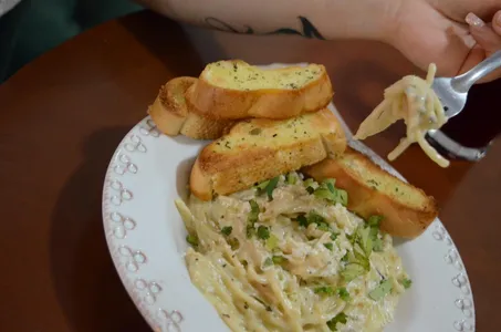 Spaghetti a los 3 quesos