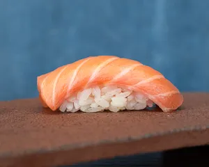 Nigiri Salmón