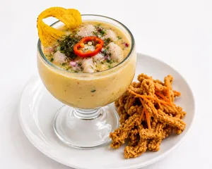Leche de tigre con Pota