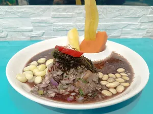 Ceviche de conchas negras
