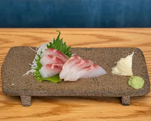Sashimi Kampachi