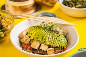 VEGGIE LEMONGRASS TOFU