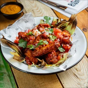 Las wings: Las criollas
