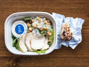 Ensalada Chicken cesars