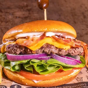 Infame Classic Burger