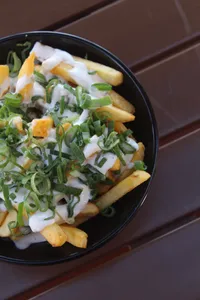 Papas Fritas Rancheras (Lácteo)