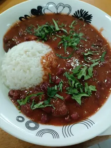 Curry de porotos rojos