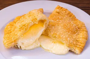 empanada  de queso