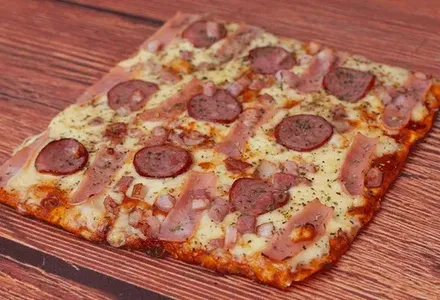 Pizza Especial Carnivore