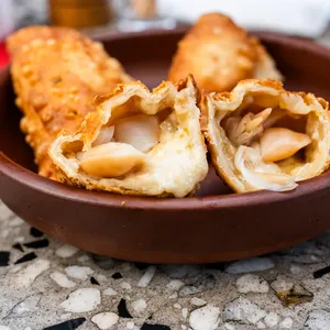 Empanadas de Navajuela Queso 4 un.