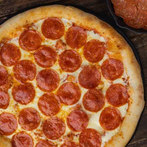 Pizza del dia Lunes: Peppegringo