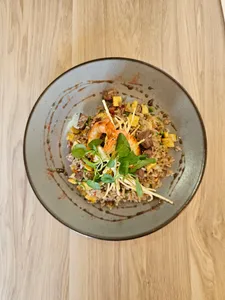 Arroz Chaufa Mar y tierra