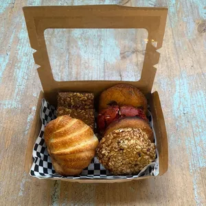 Cookie Box