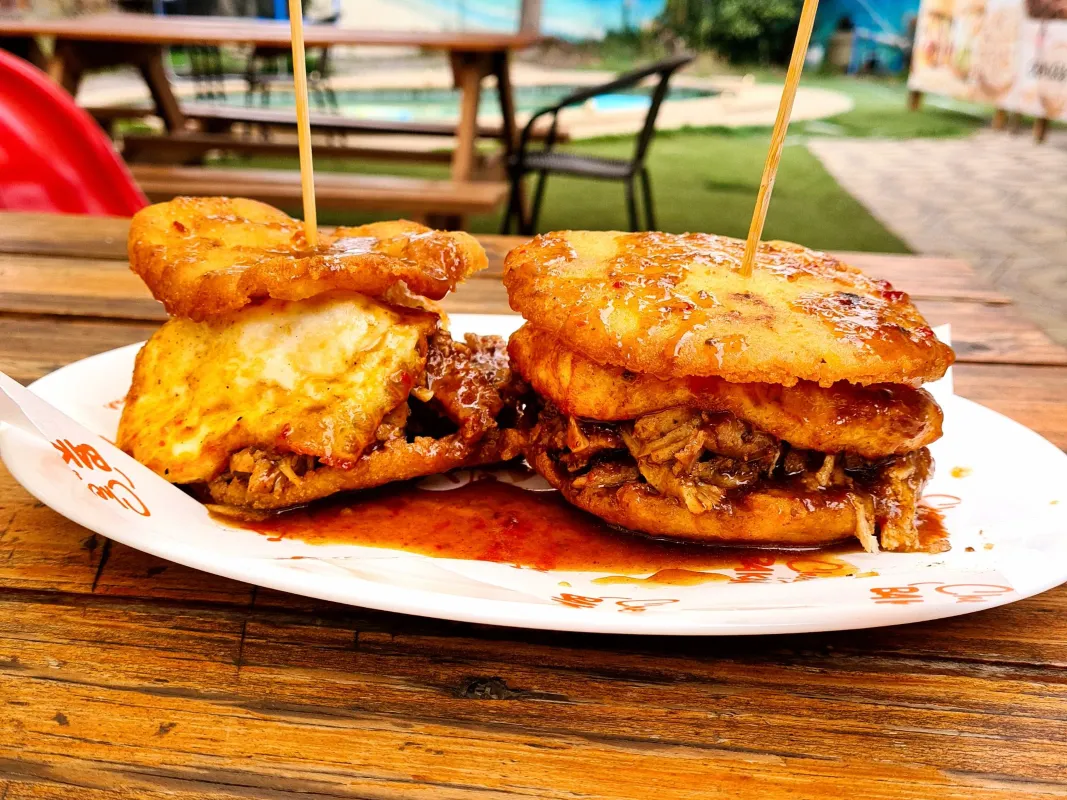 Porción Arepas agüita e´sapo