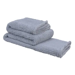 Frazada sherpa 2 plazas gris