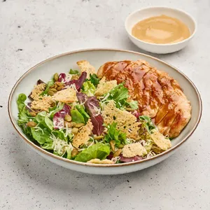 Ensalada César con Pollo