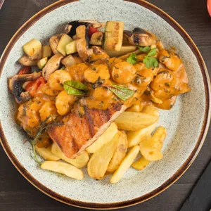 Pescado en salsa chupe de camarón