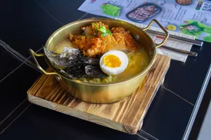 Ramyeon Pollo Frito