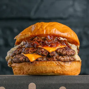 Bacon Jam Burger Doble