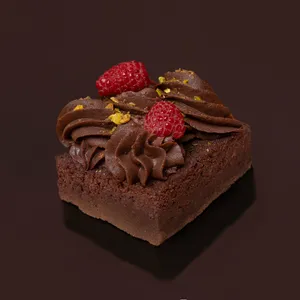 Brownie con Ganache Frambuesas y Pistacho